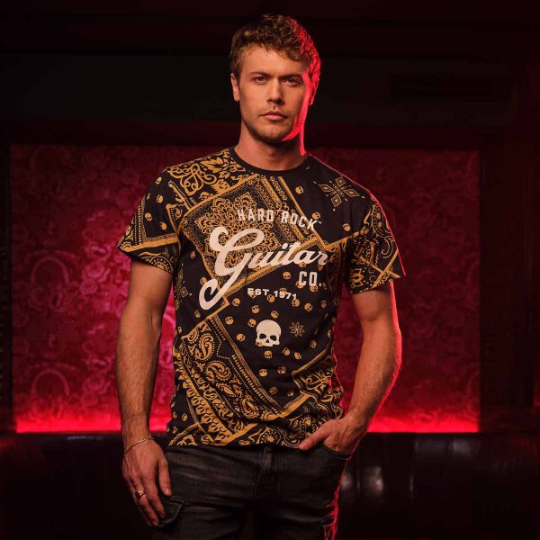 0886676808283_Model 0886676808283_Model